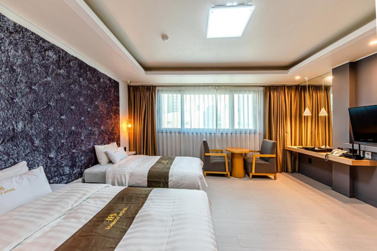 Hs Tourist Hotel Yeosu Exterior photo