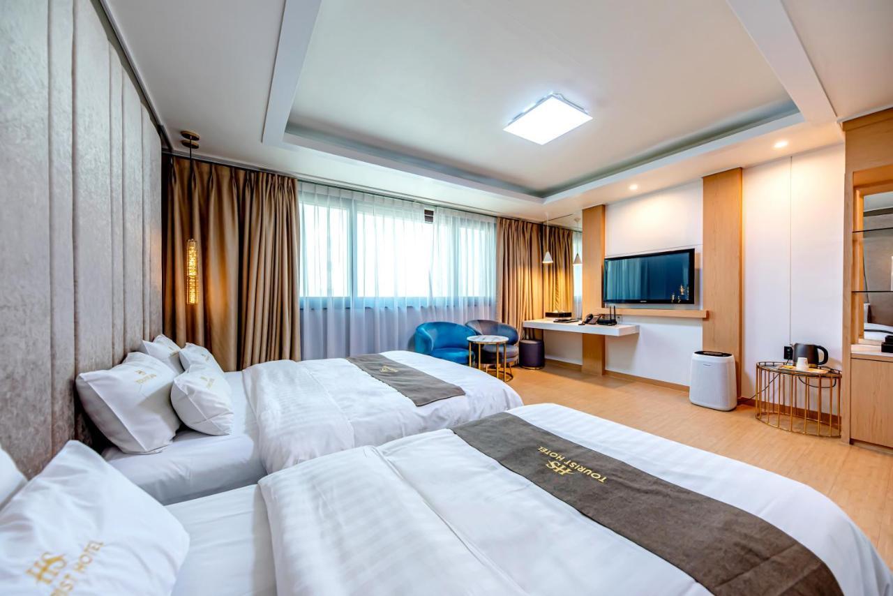 Hs Tourist Hotel Yeosu Exterior photo