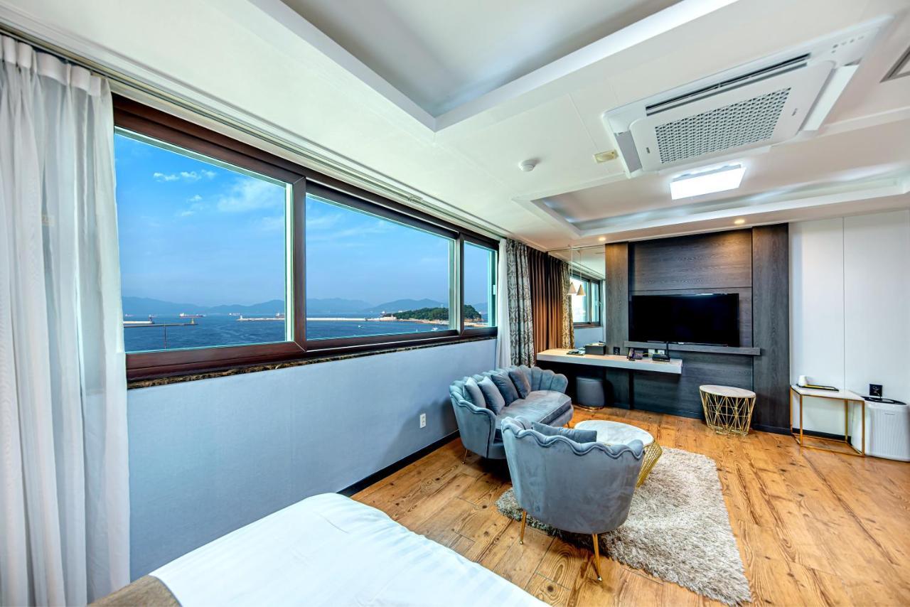 Hs Tourist Hotel Yeosu Exterior photo